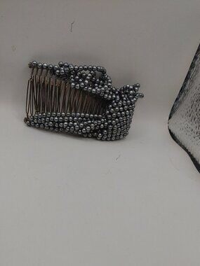 Metal Hair Combs No Slip Silver Faux Pearls